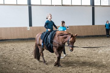 Bild 575 - Voltigierturnier